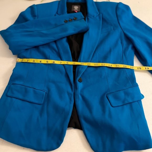 Vince Camuto Blue Blazer - Picture 5 of 6